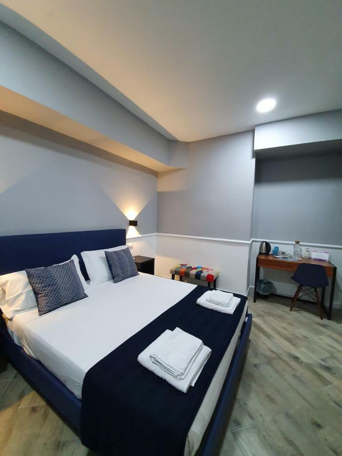 Dimorra Boutique Rooms Неаполь Экстерьер фото